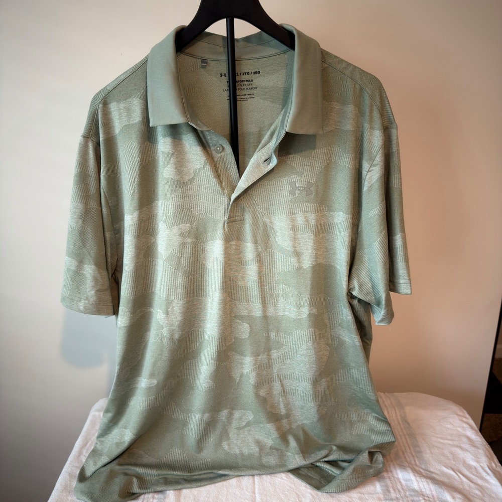 Under Armour Mens Playoff Polo Shirt 2XL Green Camo Loose Fit Short Sleeve Golf